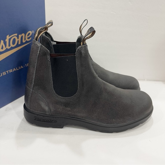 Blundstone 1910 Suede Leather Men’s Chelsea Ankle Boots